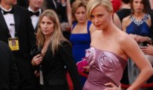 Comic Con : Charlize Theron délivre un message vidéo et parle de Furiosa
