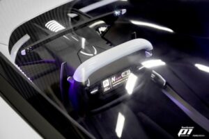 Ford : L'intérieur de la Team Fordzilla P1