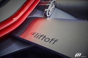 Ford : L'inscription #liftoff sur la voiture