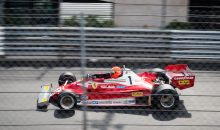 Vidéo. F1 : A Monaco, la Ferrari de Lauda s’explose dans le rail après une rupture des freins