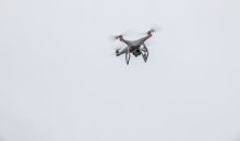 Vidéo. Vue depuis un drone kamikaze, détruisant un char russe