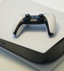 La Sony PS5 Pro en guise de réponse à la Switch 2, en 2025 ?
