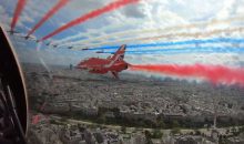 Vidéo. Vue de Paris depuis le cockpit d’un pilote de la Royal Air Force !