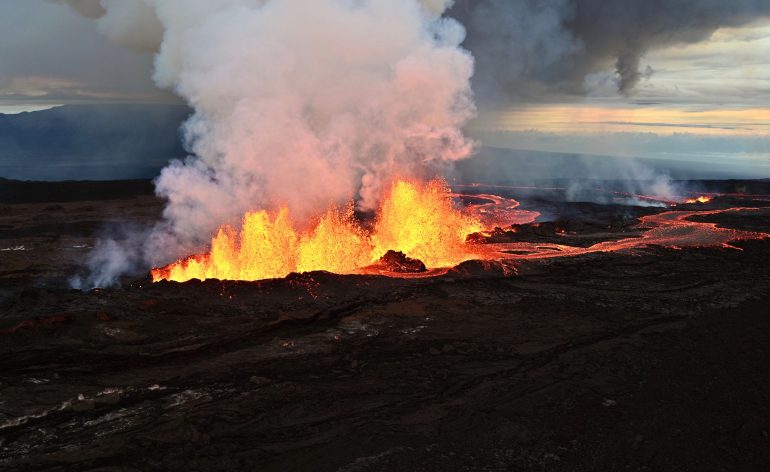 éruption volcanique