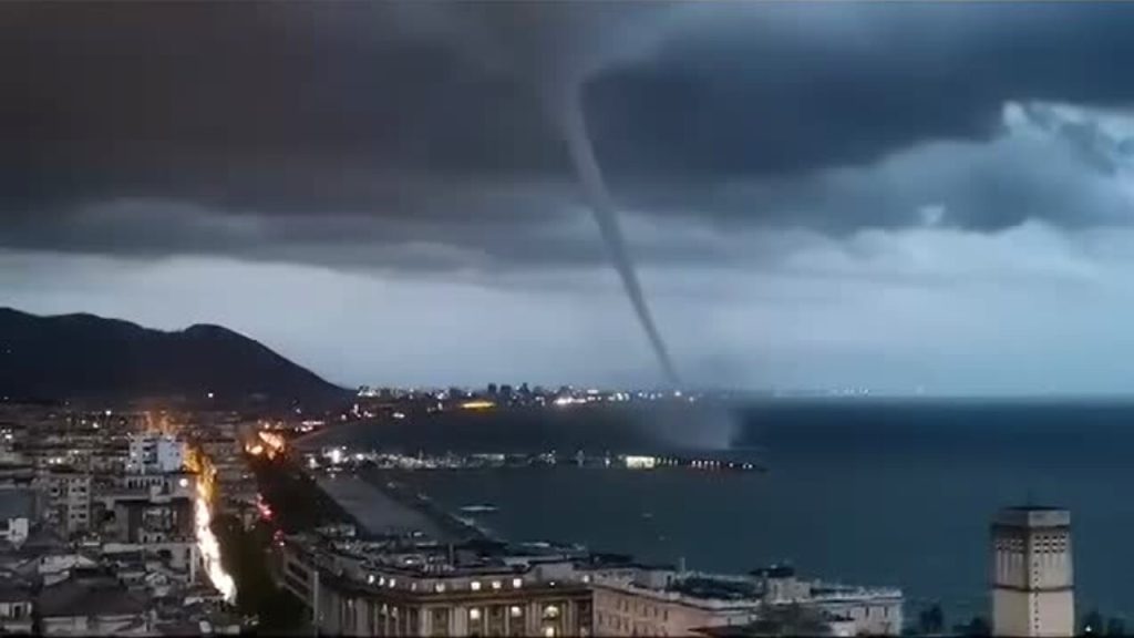 vidéo-trombe-marine-salerne-naples