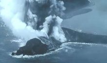 Vidéo. Les images impressionnantes de l’éruption explosive de l’île volcanique Niijima !