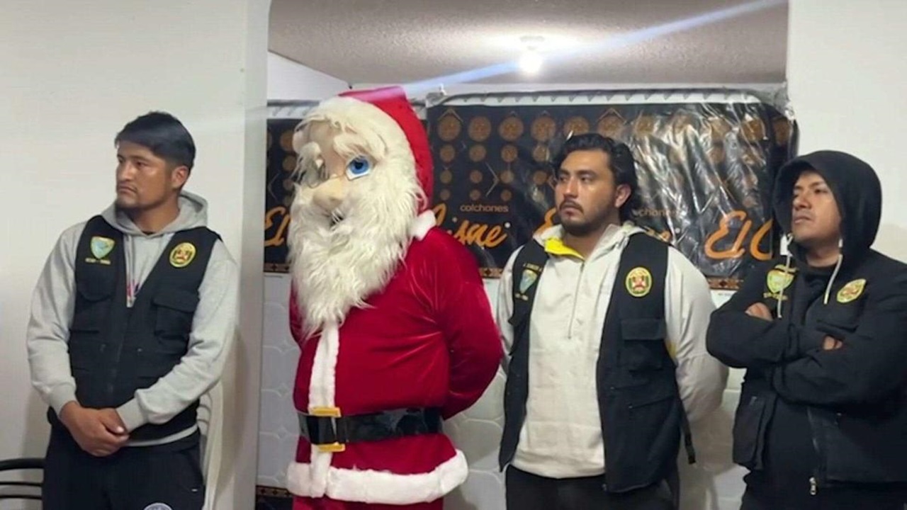 vidéo-pérou-père-noel-vs-dealers