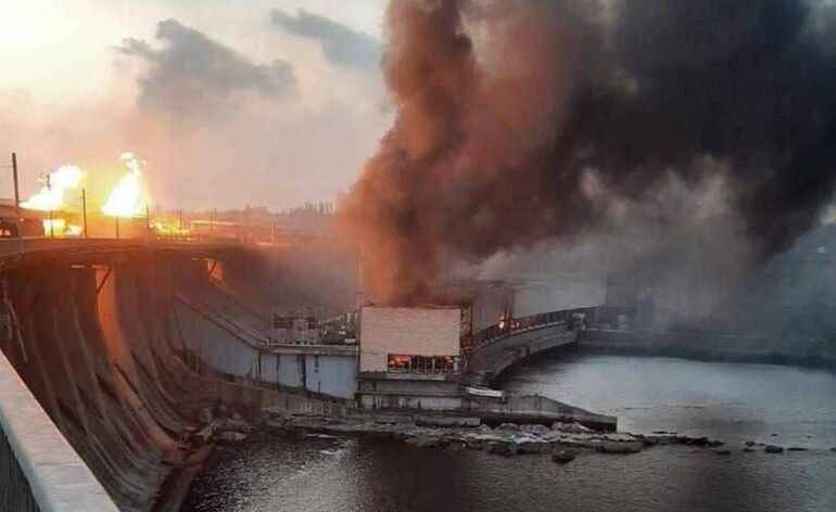 vidéo-barrage-électrique-ukraine-en-feu-cible-attaque-massive-russe