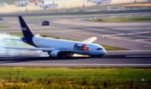 Vidéo. Atterrissage d’urgence à Istanbul : un Boeing se couche sur le ventre le long de la piste !