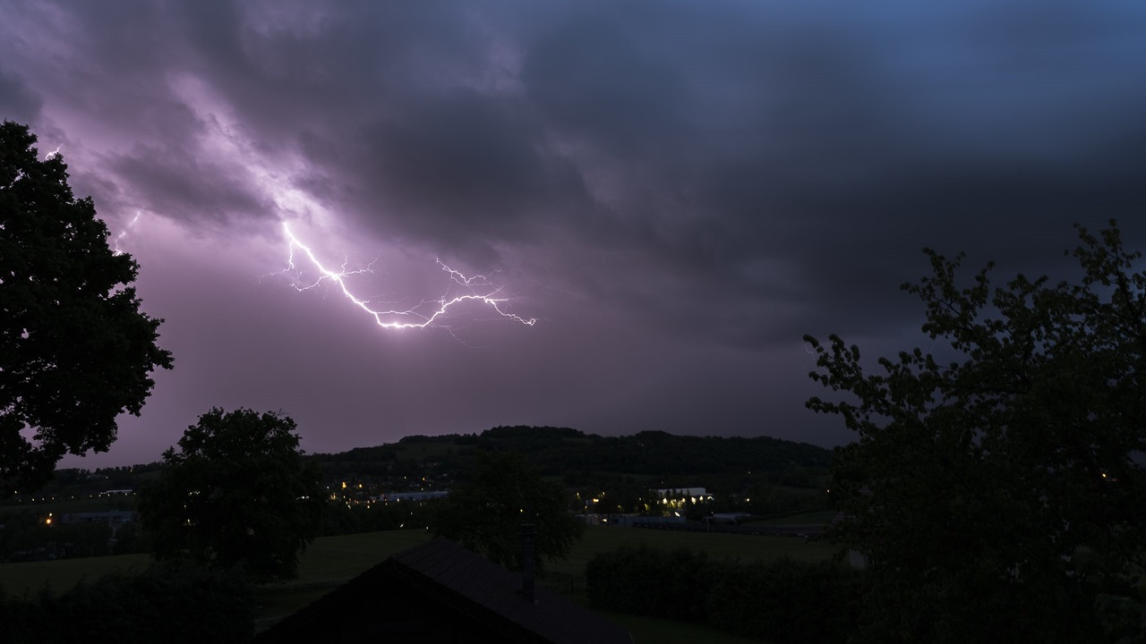 Vidéo. Orages Meurtriers : 3 Morts Et De Lourds Dégâts En France - Le ...