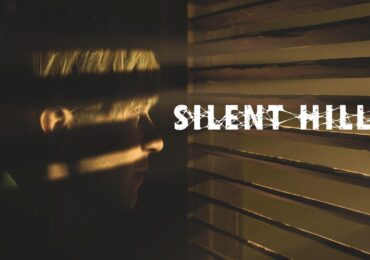 James Sunderland caché dans un placard dans Silent Hill 2