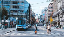 Vidéo. Panique à Oslo : un tramway et s’encastre complètement dans un magasin !