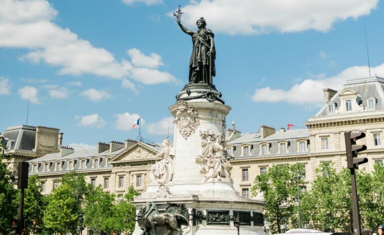 vidéo-place-de-la-république