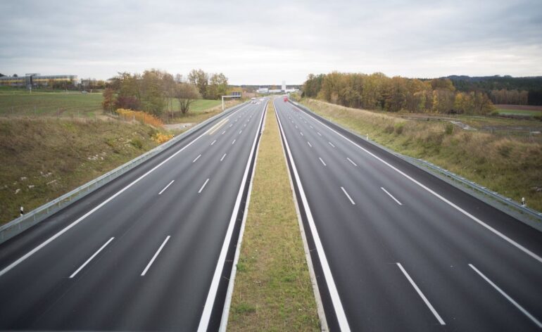 vidéo-construction-autoroute